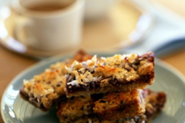 Oatmeal coconut raspberry bars