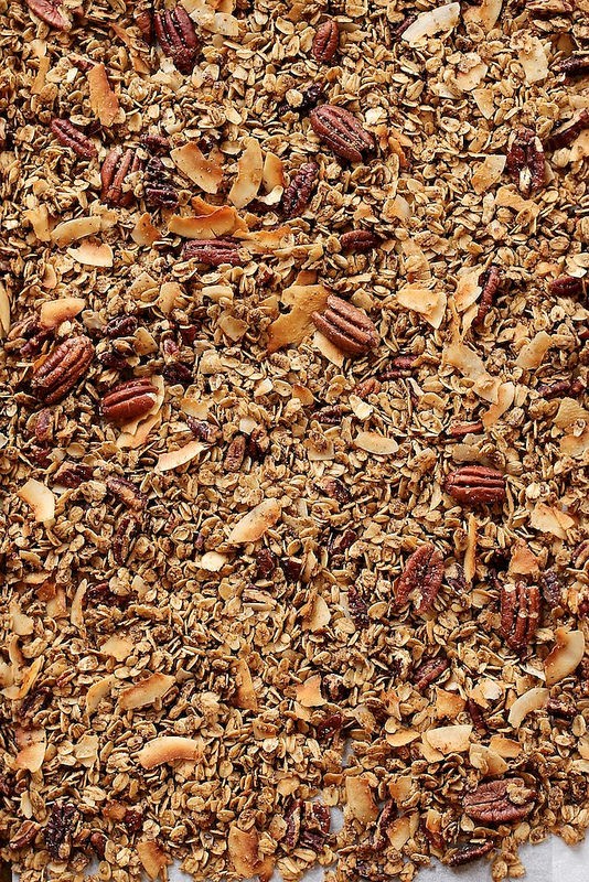 Oatmeal cookie granola 