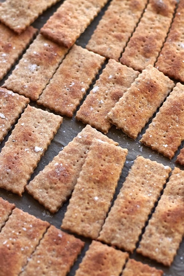 Oatmeal crackers