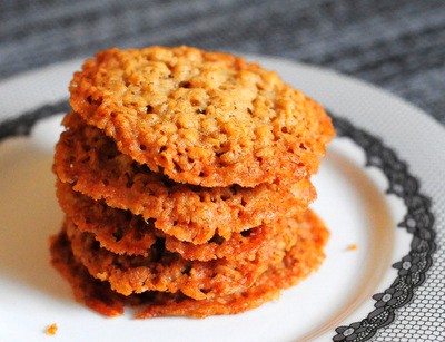Oatmeal lace cookies