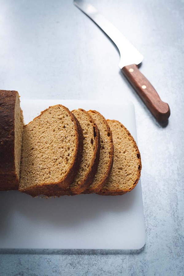 Oatmeal molasses bread