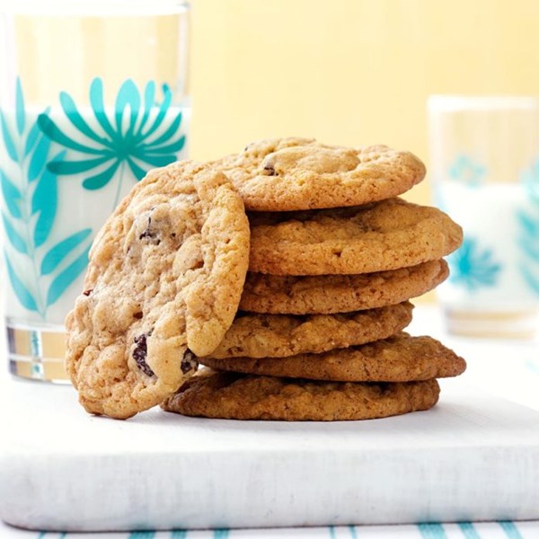Oatmeal raisin cookies 