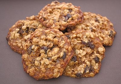 Oatmeal raisin cookies