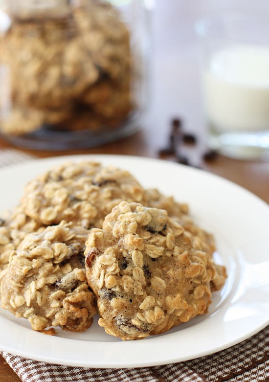 Oatmeal raisin walnut cookies