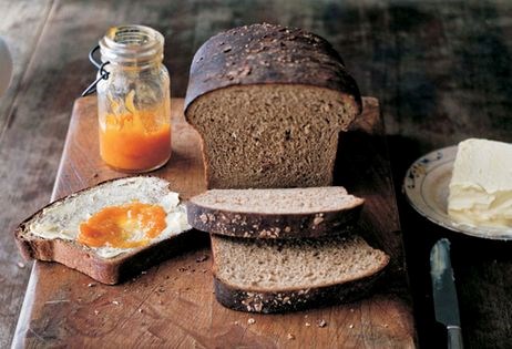 Oatmeal sandwich bread