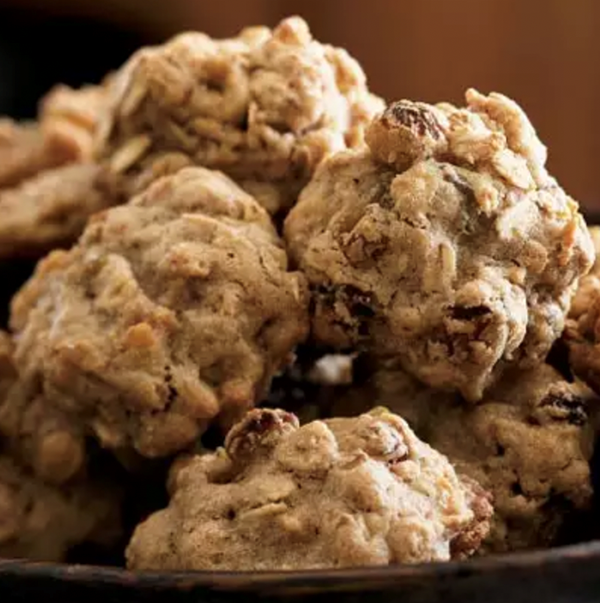 Oatmeal-walnut cookies