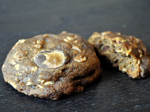 Oaty pumpkin chocolate chip cookies