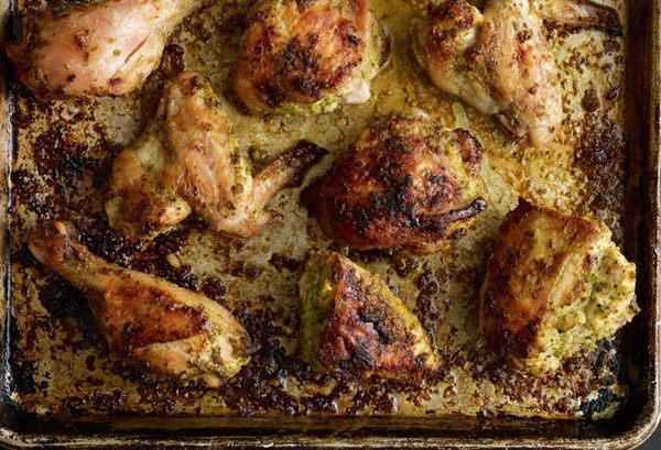 Oaxacan chicken with oregano and garlic (Pollo Oaxaqueño con orégano y ajo)