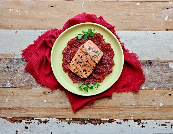 Ocean trout with spicy onion sauce (Pesce picante) 