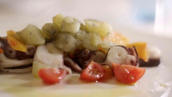 Octopus and potato salad (Polipo con patate)