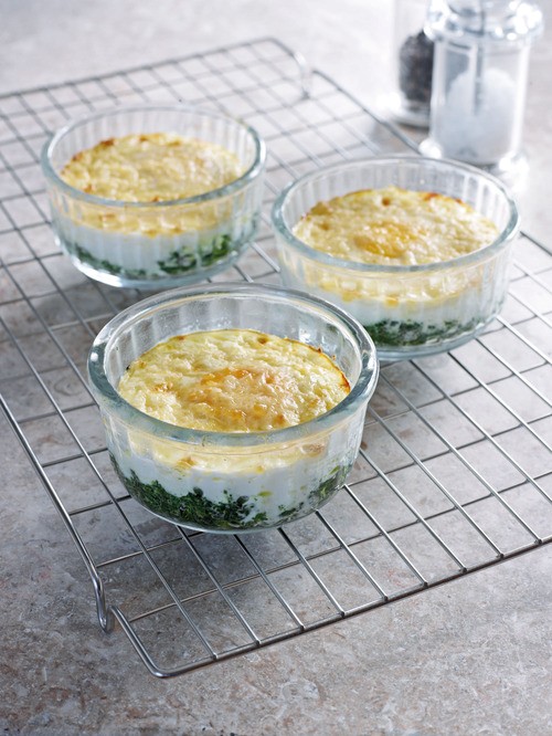Oeufs en cocotte with spinach
