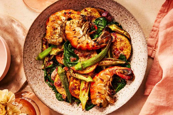 Okra with eggplant and grilled prawns
