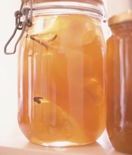 Old bachelor's macerated fruits (Les fruits du vieux garçon)