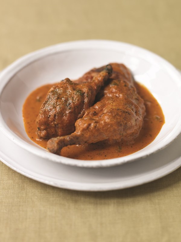 Old Delhi-style chicken curry (Murgh makhanwala)