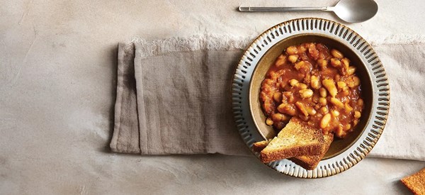 Old-fashioned baked beans