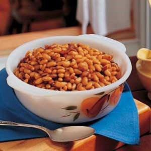 Old-fashioned baked beans
