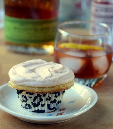 Old fashioned cocktail cupcakes