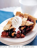 Old-fashioned cranberry pie