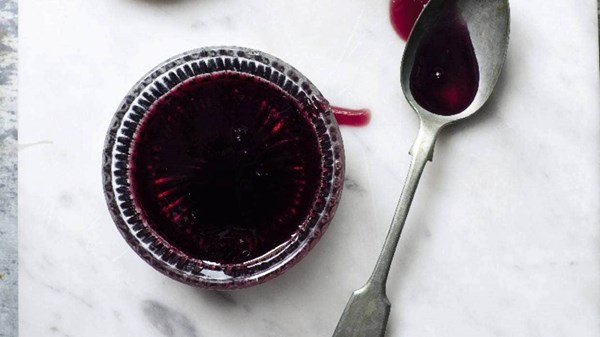 Old-fashioned grape jelly