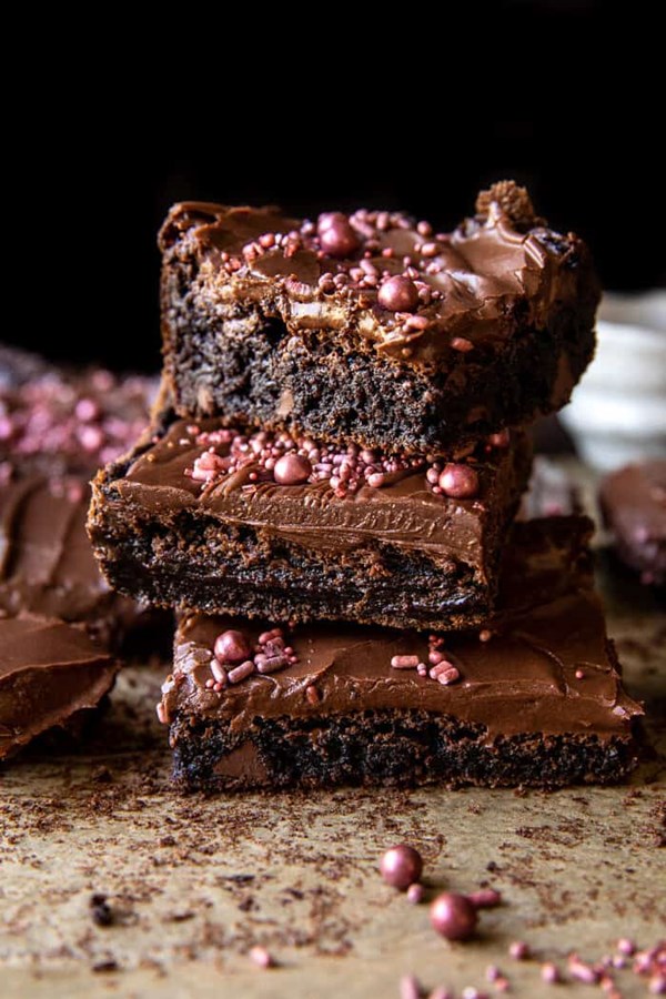 Old fashioned iced fudge brownies