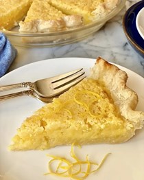 Old-fashioned lemon chess pie