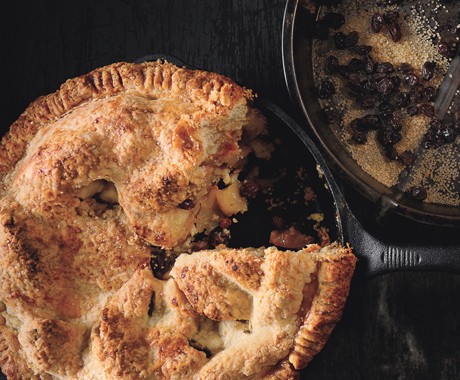Old-fashioned mixed-apple pie