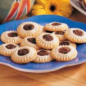 Old-fashioned raisin cookies