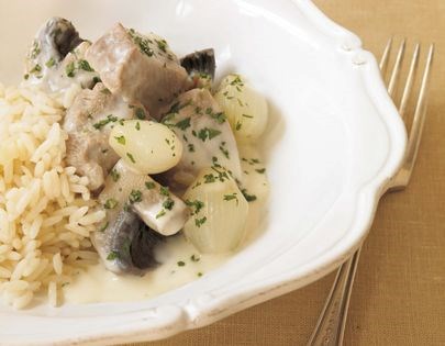 Old-fashioned veal stew with rice pilaf (Blanquette de veau à l’ancienne avec riz pilaf)