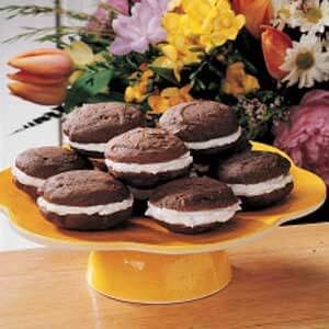 Old-fashioned whoopie pies 