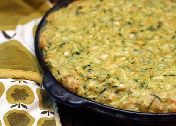 Old-fashioned zucchini corn pie