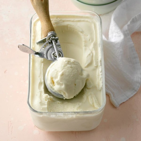 Old-time custard ice cream