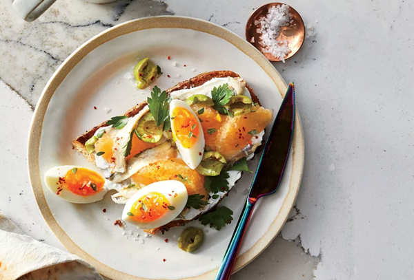 Olive-and-grapefruit toasties