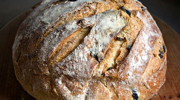 Olive bread (Panne all'olive)