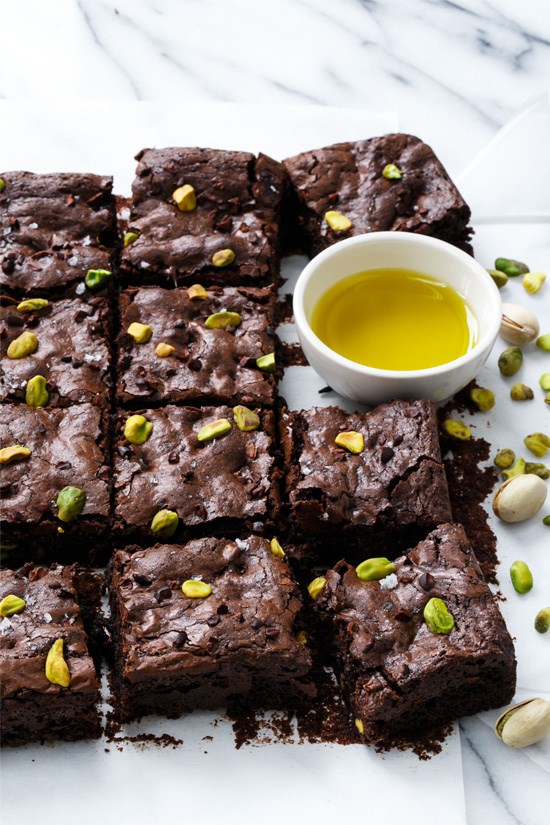 Olive oil & pistachio brownies