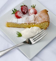 Olive oil and orange-essence cake with soft cream