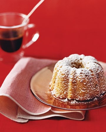 Olive oil-anise mini bundt cakes