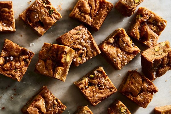 Olive oil blondies with salted caramel