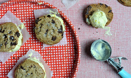 Olive oil chocolate chip cookies