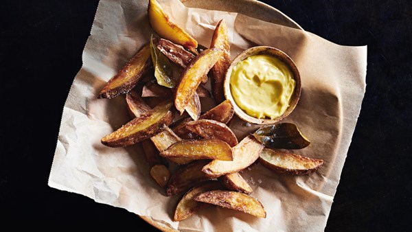Olive-oil-fried potatoes with aioli