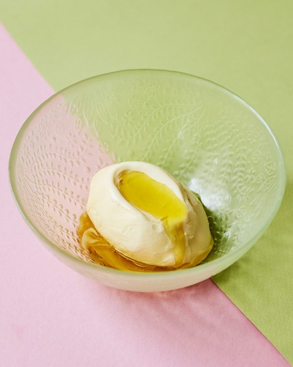 Olive oil ice cream 