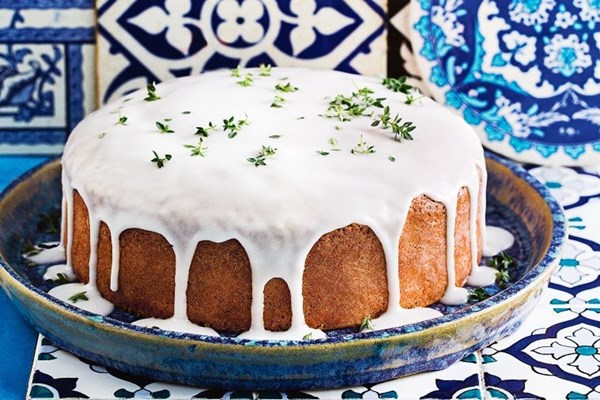 Olive oil lemon drizzle cake