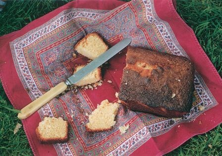 Olive oil picnic cake