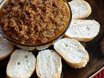 Olive-tomato tapenade