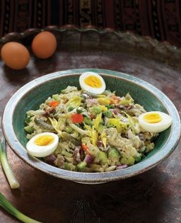 Olivier chicken salad (Salad-e Olivieh)