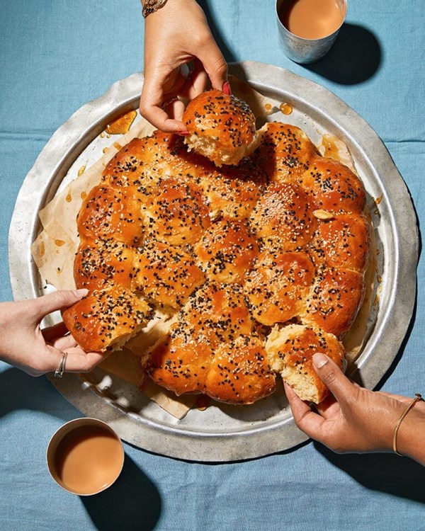 Omani honeycomb bread (Khaliat nahai)