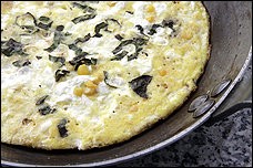Omelet with corn and smoked mozzarella