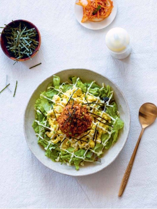 Omelette, tuna and mayonnaise rice bowl (Chamchi-mayo-deobpab)