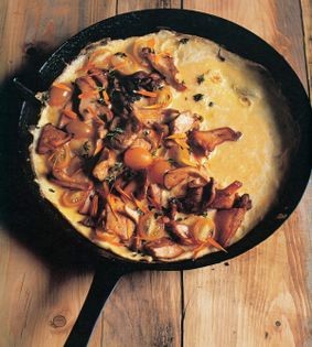 Omelette with cherry tomatoes, shiitake mushrooms & marigold petals