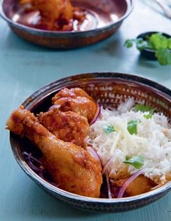 On-the-bone chicken curry (Chicken salan)