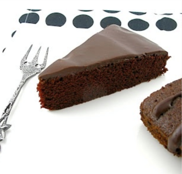 One-bowl eggless chocolate cake